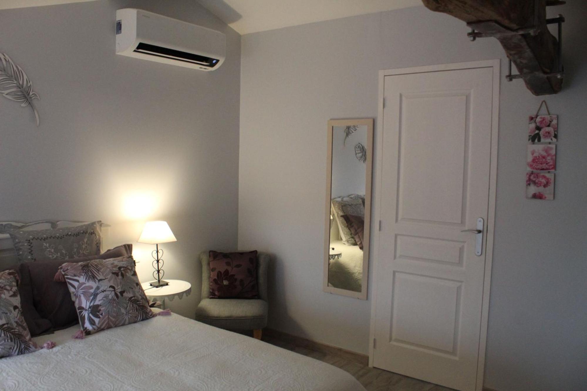 La Douce Charentaise Bed & Breakfast Merignac  Luaran gambar