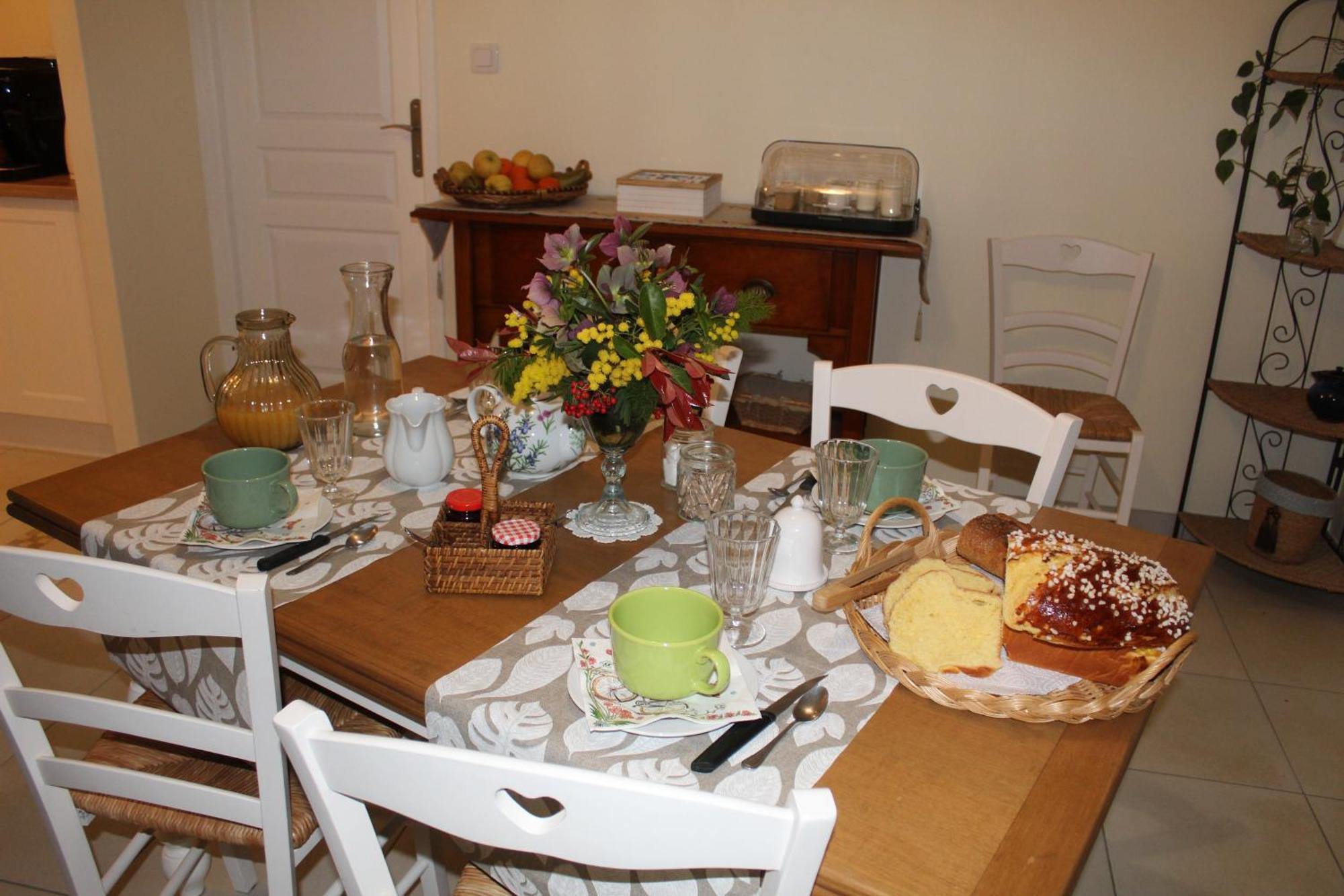 La Douce Charentaise Bed & Breakfast Merignac  Luaran gambar